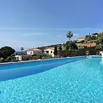 Nostrodamo With Panoramic Sea View Vallauris