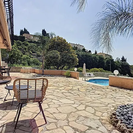 Nostrodamo With Panoramic Sea View Vallauris